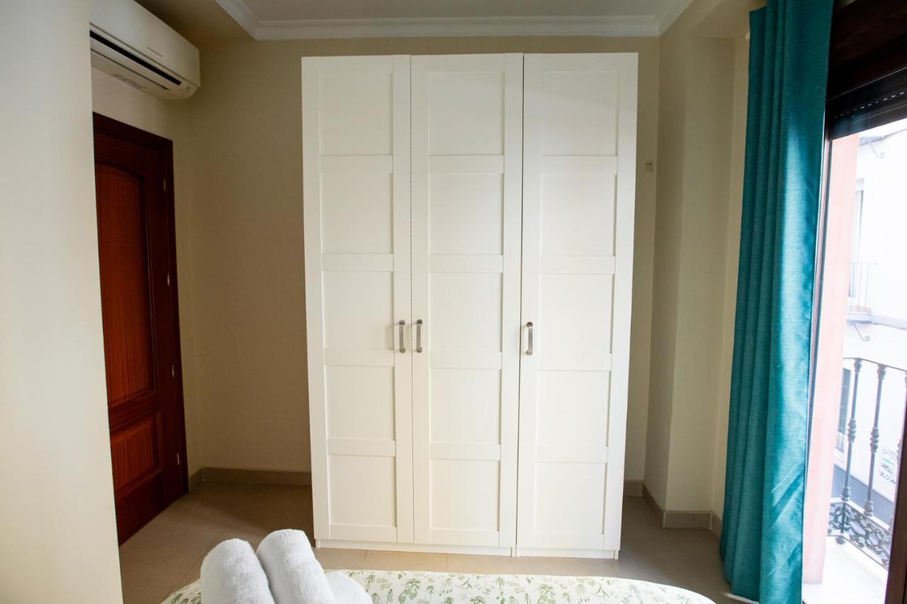 Dona Concha Alameda Apartment Seville Exterior photo